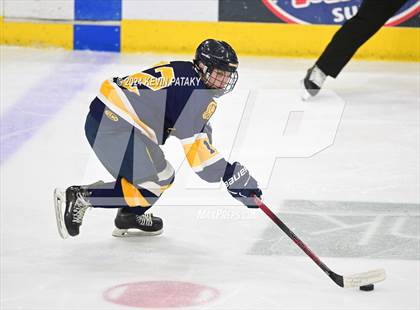 Thumbnail 1 in Simsbury vs. Notre Dame, WH (CIAC DI Semifinal) photogallery.