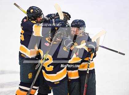 Thumbnail 1 in Simsbury vs. Notre Dame, WH (CIAC DI Semifinal) photogallery.