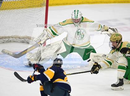 Thumbnail 3 in Simsbury vs. Notre Dame, WH (CIAC DI Semifinal) photogallery.