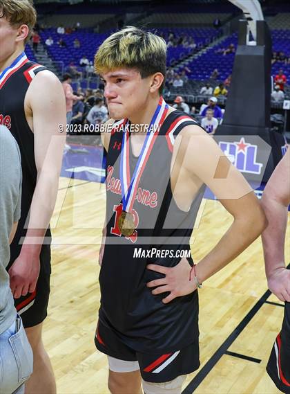 Thumbnail 1 in Lipan vs. New Home (UIL 2A Basketball State Semifinal Medal Ceremony) photogallery.