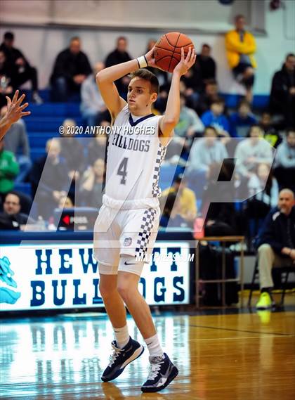 Thumbnail 1 in Hewlett vs. North Shore (Section VIII Playoff Play-In Round) photogallery.