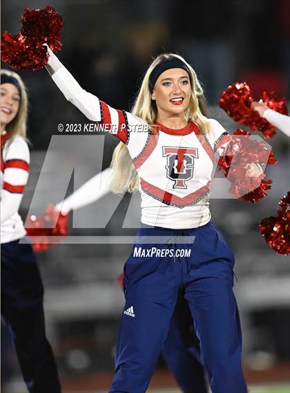 Thumbnail 3 in Teurlings Catholic @ E.D. White (LHSAA DII Select Quarter Final) photogallery.