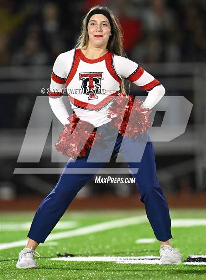 Thumbnail 2 in Teurlings Catholic @ E.D. White (LHSAA DII Select Quarter Final) photogallery.