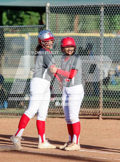 Thumbnail 1 in Pinnacle vs. Tucson High Magnet School photogallery.