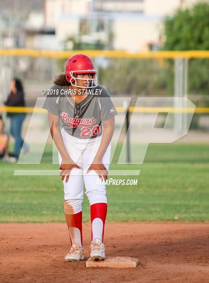 Thumbnail 3 in Pinnacle vs. Tucson High Magnet School photogallery.