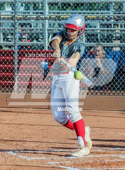 Thumbnail 1 in Pinnacle vs. Tucson High Magnet School photogallery.