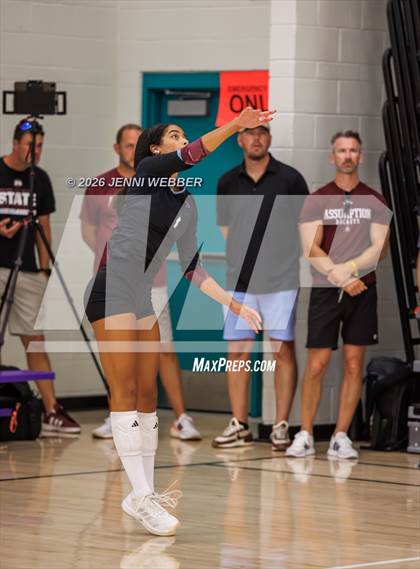 Thumbnail 2 in Marymount vs Assumption (Durango Fall Classic) photogallery.