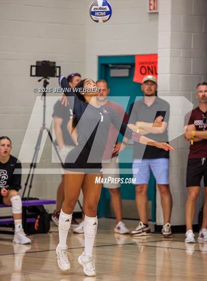 Thumbnail 2 in Marymount vs Assumption (Durango Fall Classic) photogallery.