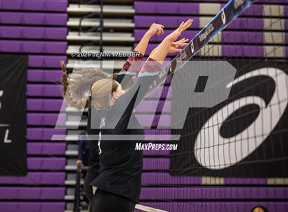 Thumbnail 3 in Marymount vs Assumption (Durango Fall Classic) photogallery.
