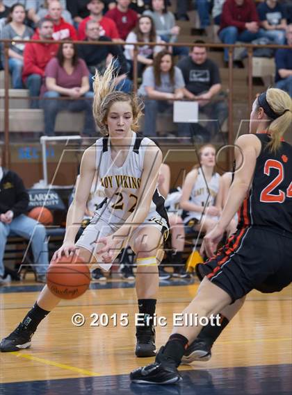 Thumbnail 3 in Clarion Area vs Venango Catholic (PIAA D9 A Championship) photogallery.