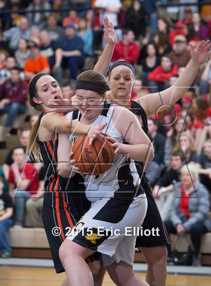 Thumbnail 3 in Clarion Area vs Venango Catholic (PIAA D9 A Championship) photogallery.