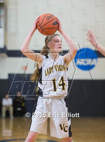 Thumbnail 1 in Clarion Area vs Venango Catholic (PIAA D9 A Championship) photogallery.