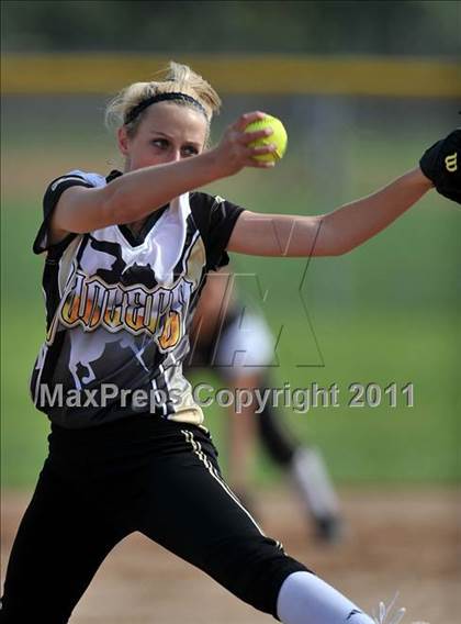 Thumbnail 1 in Villa Park @ Sunny Hills photogallery.