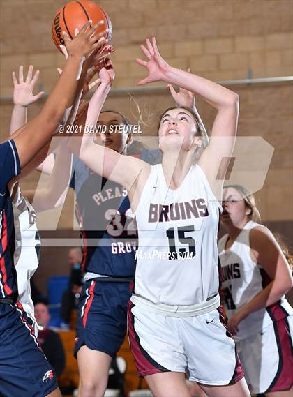 Thumbnail 1 in Pleasant Grove vs. Bear River (Chavez Classic) photogallery.
