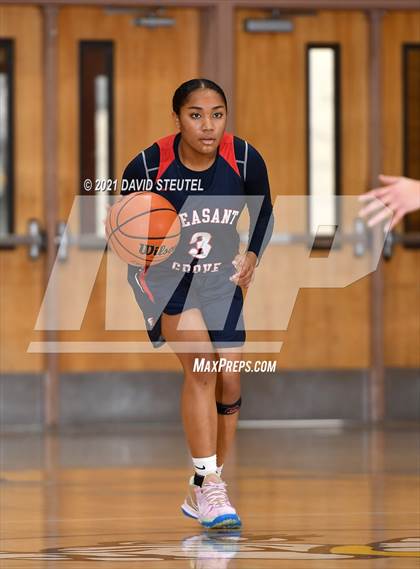 Thumbnail 1 in Pleasant Grove vs. Bear River (Chavez Classic) photogallery.