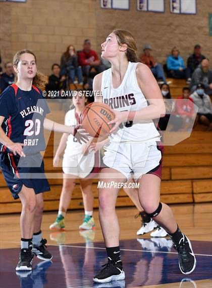 Thumbnail 2 in Pleasant Grove vs. Bear River (Chavez Classic) photogallery.