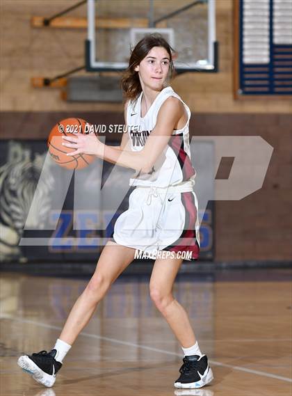 Thumbnail 2 in Pleasant Grove vs. Bear River (Chavez Classic) photogallery.