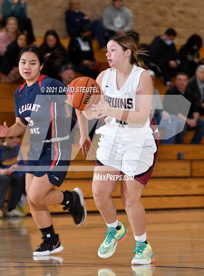 Thumbnail 3 in Pleasant Grove vs. Bear River (Chavez Classic) photogallery.