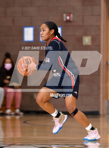 Thumbnail 3 in Pleasant Grove vs. Bear River (Chavez Classic) photogallery.