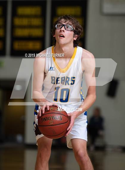 Thumbnail 2 in Durham vs. Mt. Shasta ( NSCIF D5 Final) photogallery.