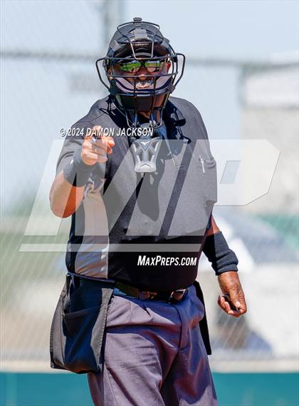 Thumbnail 2 in The Meadows School vs Spring Creek (NIAA 3A Losers Semifinal) photogallery.