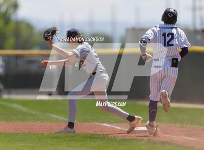 Thumbnail 2 in The Meadows School vs Spring Creek (NIAA 3A Losers Semifinal) photogallery.