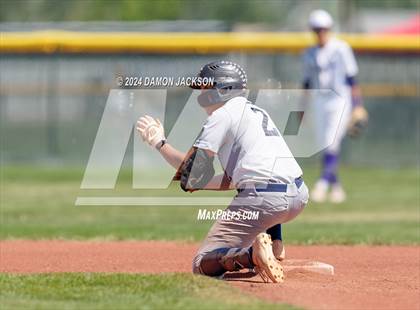 Thumbnail 2 in The Meadows School vs Spring Creek (NIAA 3A Losers Semifinal) photogallery.