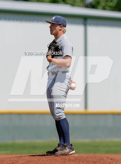 Thumbnail 3 in The Meadows School vs Spring Creek (NIAA 3A Losers Semifinal) photogallery.