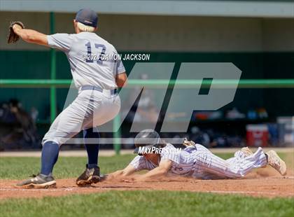 Thumbnail 2 in The Meadows School vs Spring Creek (NIAA 3A Losers Semifinal) photogallery.