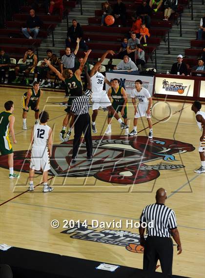 Thumbnail 2 in JW North vs. Edison (MaxPreps Holiday Classic) photogallery.
