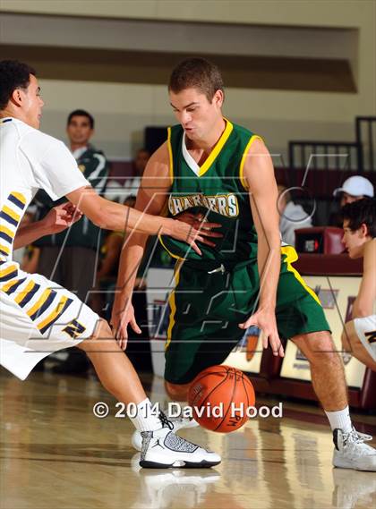 Thumbnail 3 in JW North vs. Edison (MaxPreps Holiday Classic) photogallery.