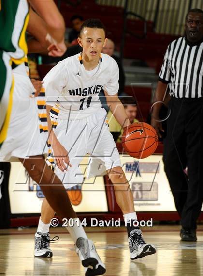 Thumbnail 1 in JW North vs. Edison (MaxPreps Holiday Classic) photogallery.