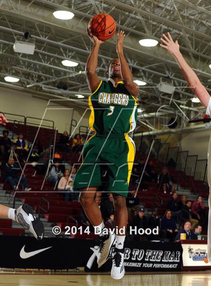 Thumbnail 1 in JW North vs. Edison (MaxPreps Holiday Classic) photogallery.