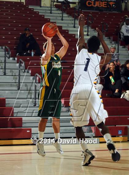Thumbnail 1 in JW North vs. Edison (MaxPreps Holiday Classic) photogallery.