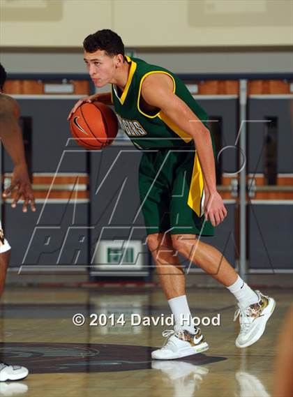 Thumbnail 1 in JW North vs. Edison (MaxPreps Holiday Classic) photogallery.
