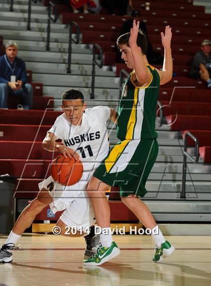Thumbnail 3 in JW North vs. Edison (MaxPreps Holiday Classic) photogallery.