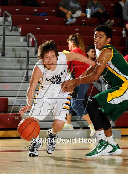 Thumbnail 1 in JW North vs. Edison (MaxPreps Holiday Classic) photogallery.