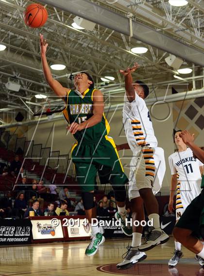 Thumbnail 2 in JW North vs. Edison (MaxPreps Holiday Classic) photogallery.