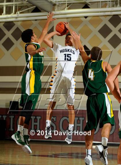 Thumbnail 1 in JW North vs. Edison (MaxPreps Holiday Classic) photogallery.