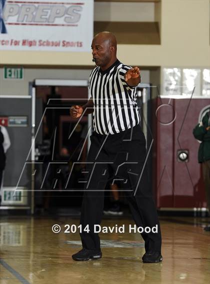 Thumbnail 3 in JW North vs. Edison (MaxPreps Holiday Classic) photogallery.