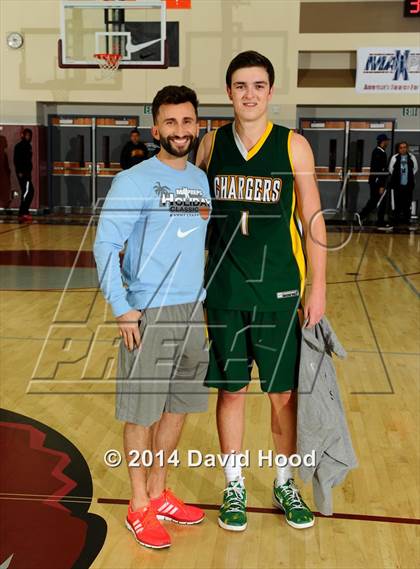 Thumbnail 2 in JW North vs. Edison (MaxPreps Holiday Classic) photogallery.