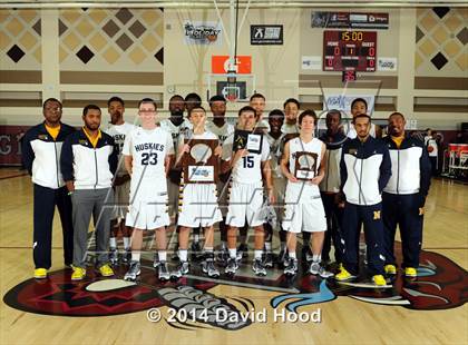 Thumbnail 3 in JW North vs. Edison (MaxPreps Holiday Classic) photogallery.