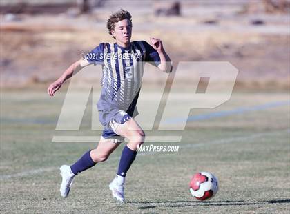Thumbnail 2 in Mead vs. Mullen (CHSAA 4A Second Round Playoff) photogallery.