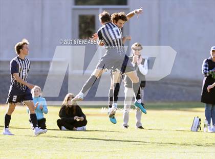 Thumbnail 2 in Mead vs. Mullen (CHSAA 4A Second Round Playoff) photogallery.
