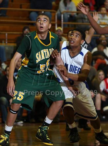 Thumbnail 3 in San Diego vs. Santa Rita (MaxPreps Holiday Classic) photogallery.