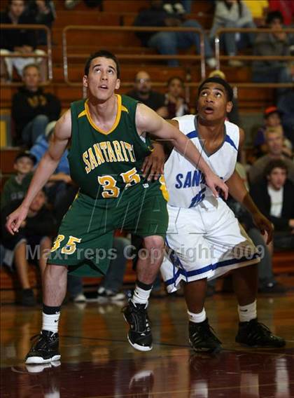 Thumbnail 2 in San Diego vs. Santa Rita (MaxPreps Holiday Classic) photogallery.