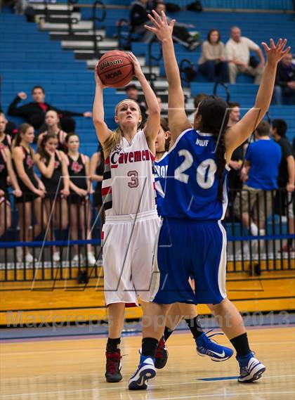 Thumbnail 1 in Fremont vs. American Fork (UHSAA 5A Quarterfinal) photogallery.