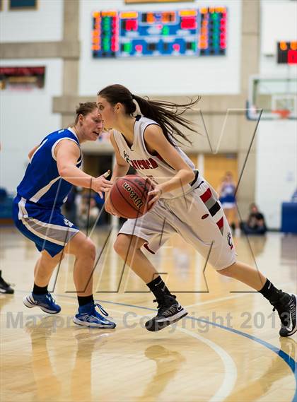 Thumbnail 2 in Fremont vs. American Fork (UHSAA 5A Quarterfinal) photogallery.