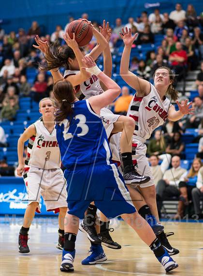 Thumbnail 2 in Fremont vs. American Fork (UHSAA 5A Quarterfinal) photogallery.