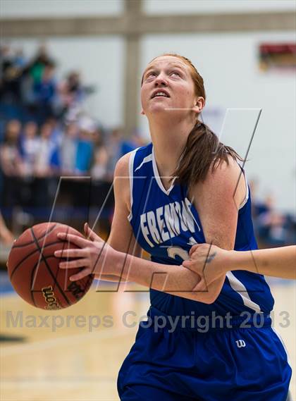 Thumbnail 2 in Fremont vs. American Fork (UHSAA 5A Quarterfinal) photogallery.